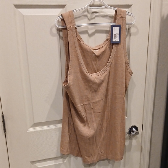 Universal Thread Tops - Universal Thread Light Brown Tank Top